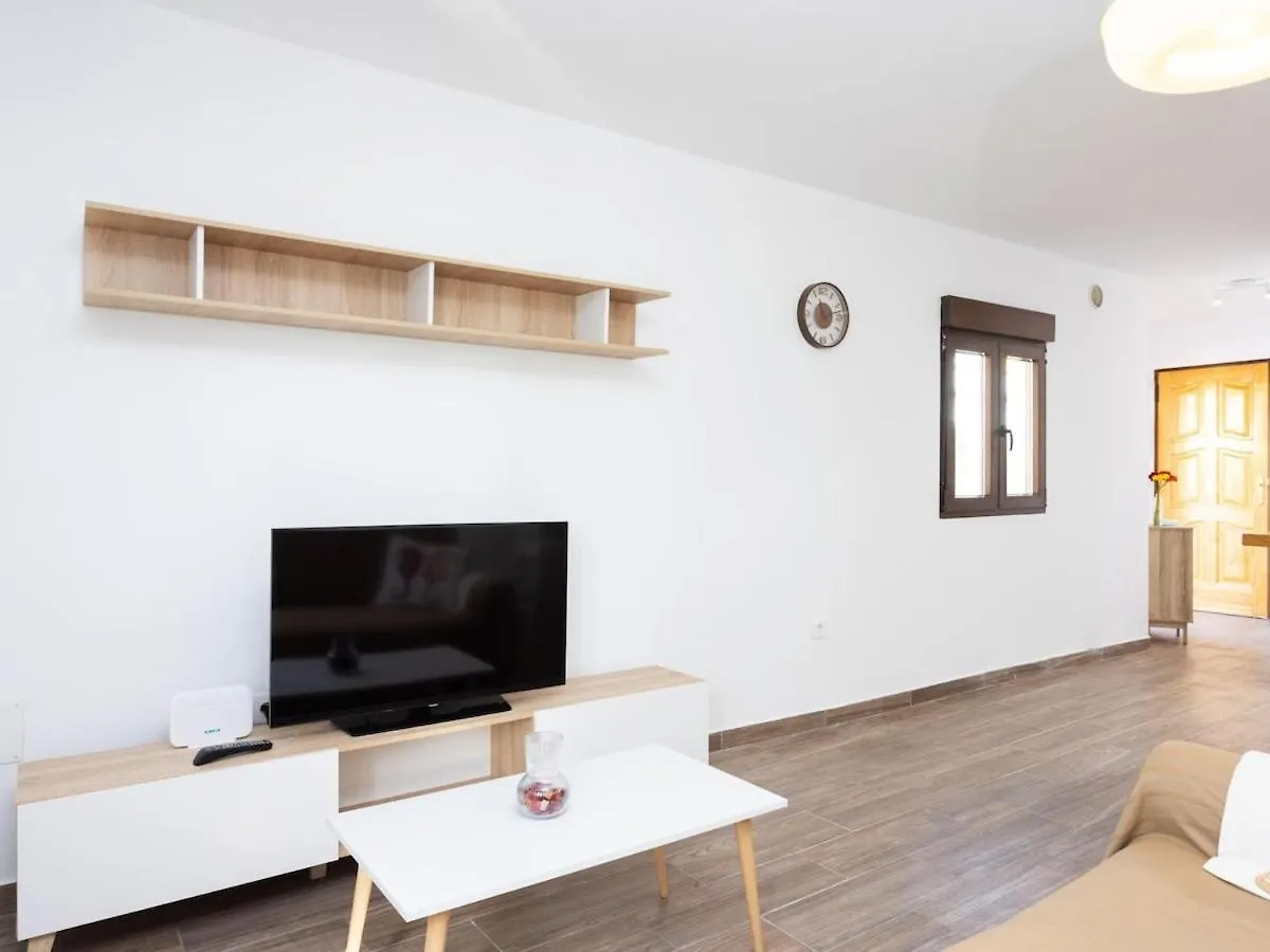 Апартаменты Ek Perez Caceres Gueimar